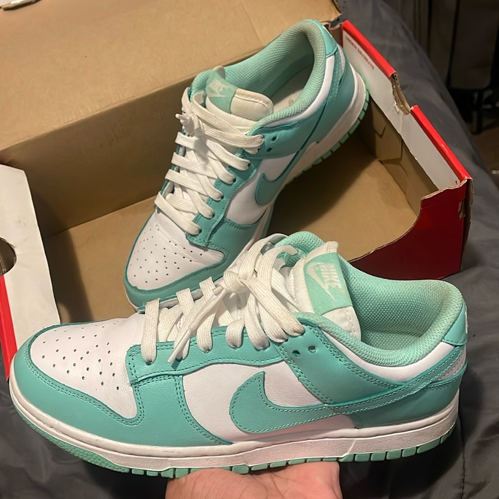 Green glo women dunks
